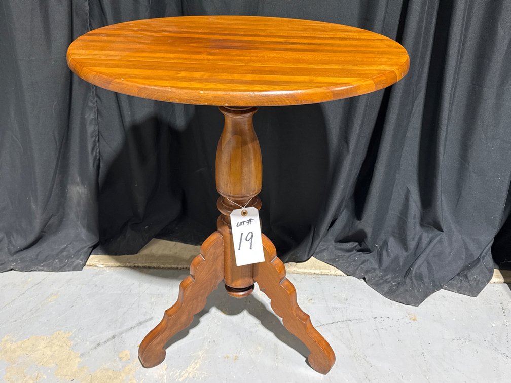 Oval Pedestal Table