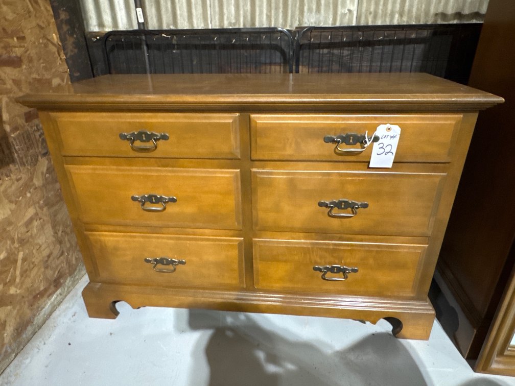 Vintage Maple Dresser w/Mirror