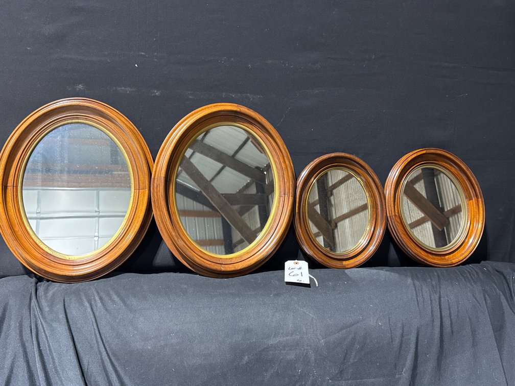 4 Oval Mirrors
