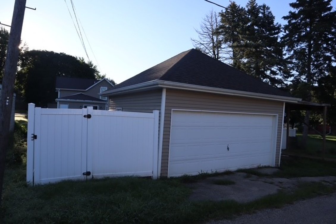 Image for 117 Fourth Street Walnut