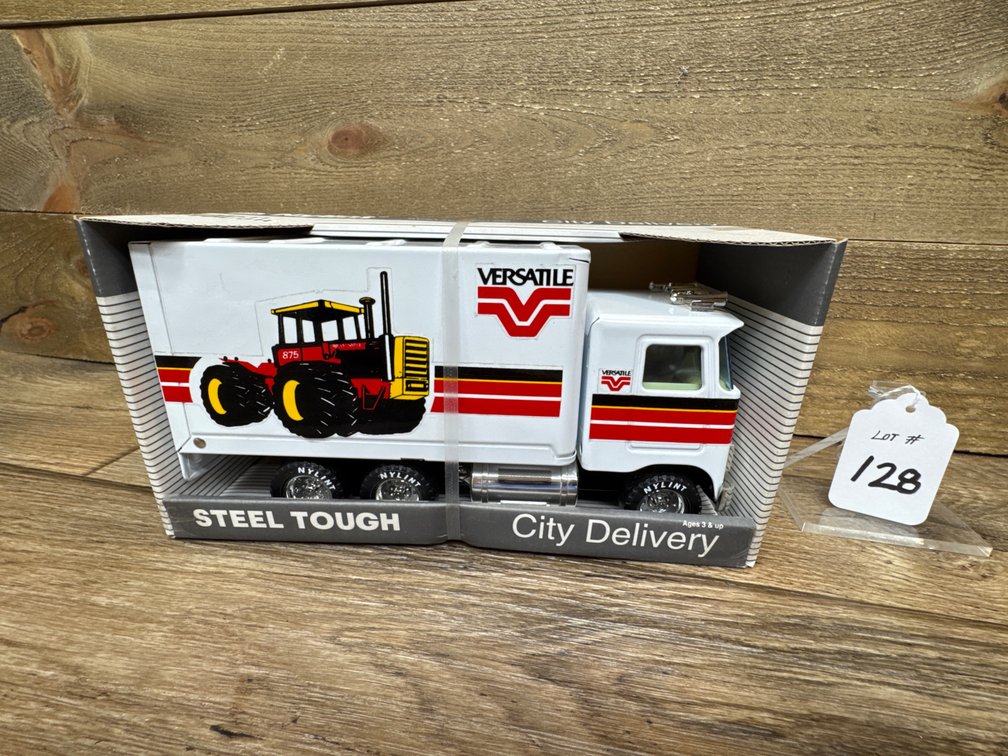 1:24 Nylint City Delivery Truck - Versatile