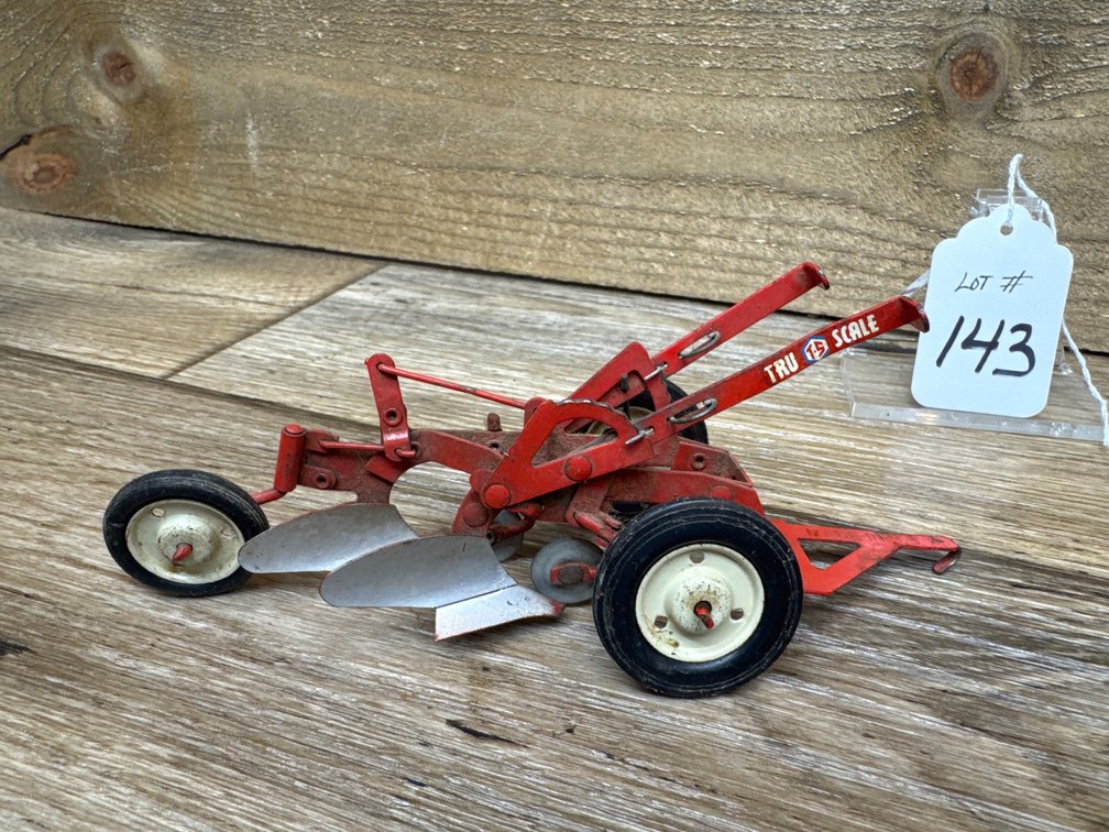 1:16 Tru-Scale 2 Bottom Plow