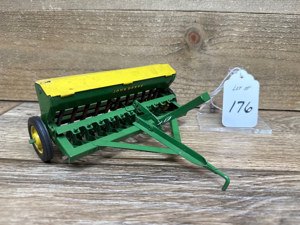 1:16 JD Grain Drill