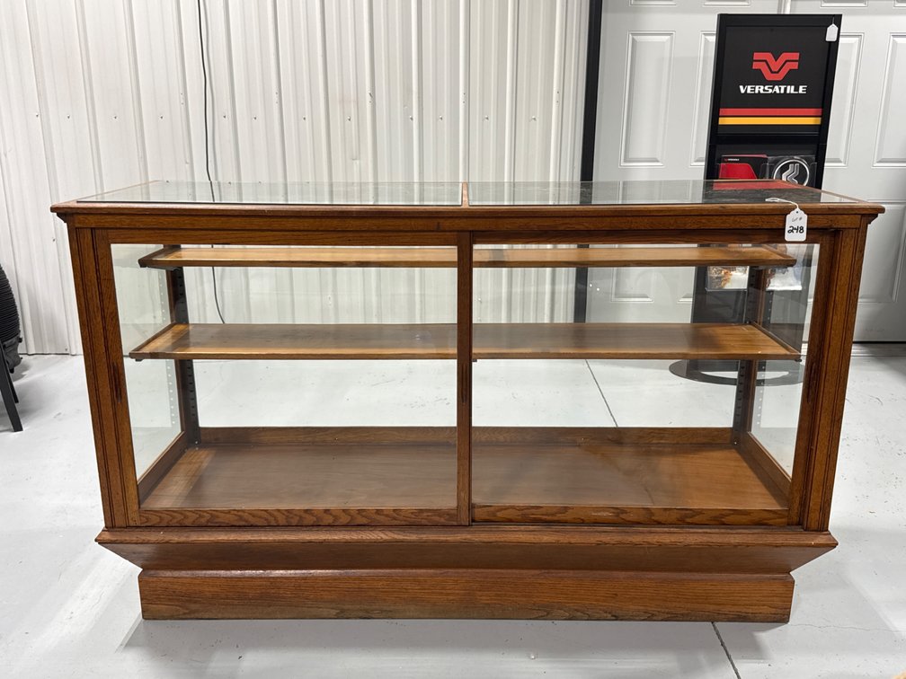 6’ Glass Display Case