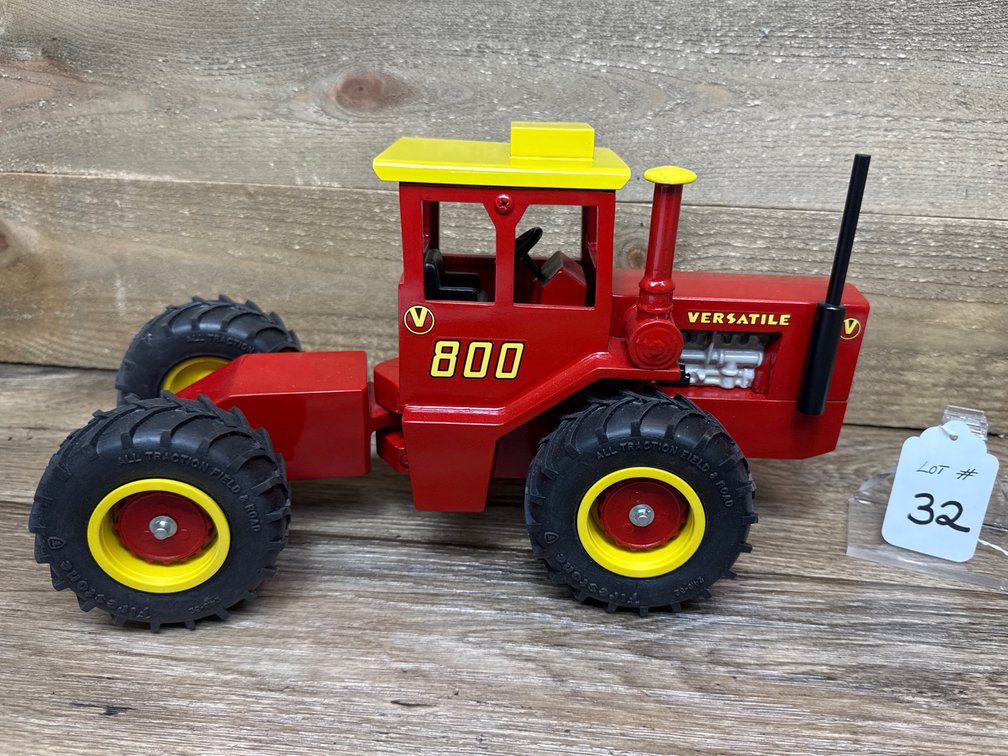 1:16 Versatile 800