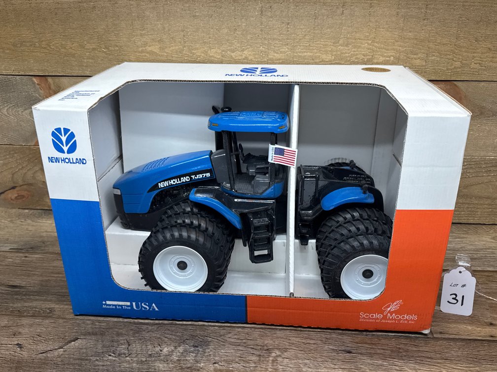 1:16 NH TJ375 4WD/Triples - FPS” Special Edition - Signed