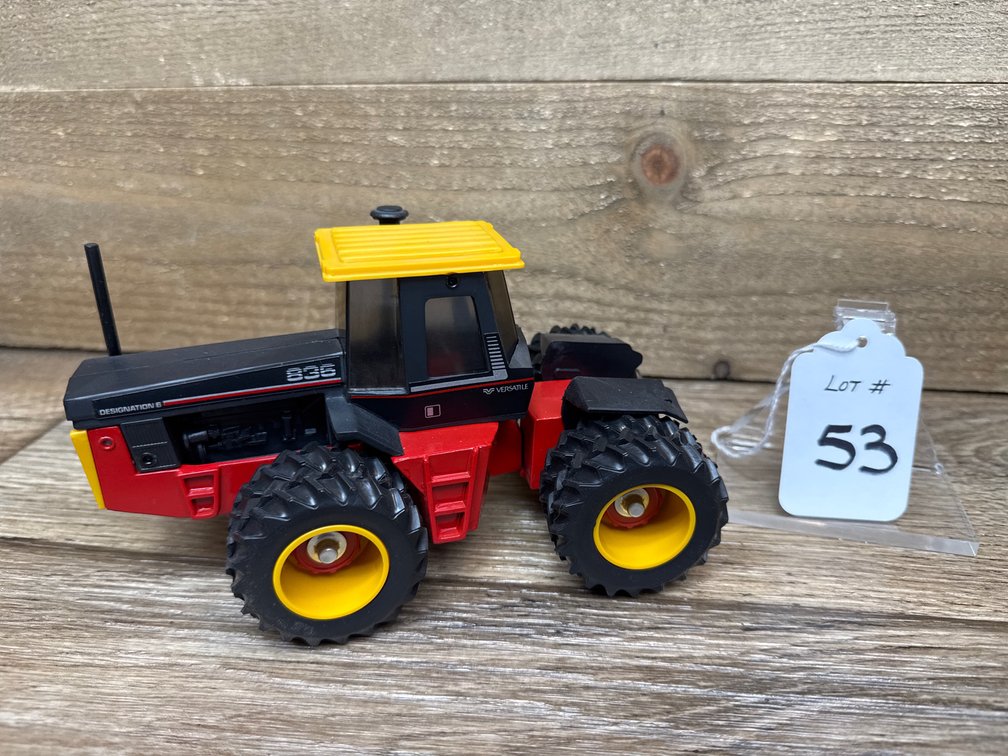 1:32 Versatile 836 Destination 6 - Duals
