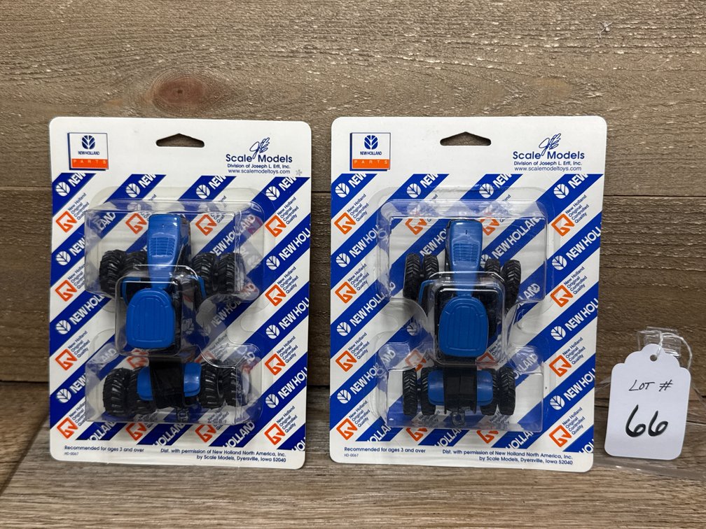 1:64 NH TJ425 & TJ450 w/Duals