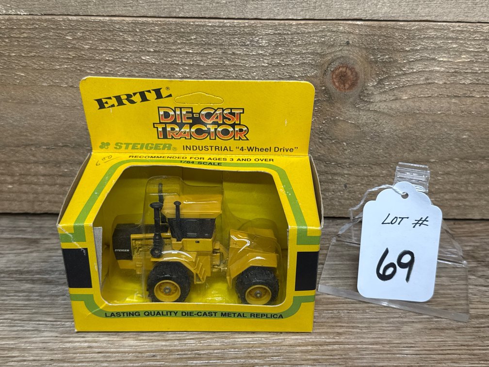 1:64 Steiger Industrial 4WD*