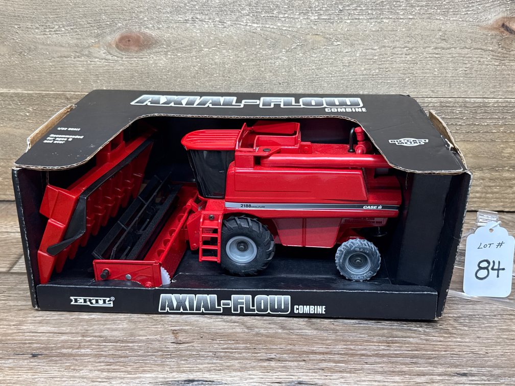 1:32 Case IH 2188 Axial-Flow Combine - Collector