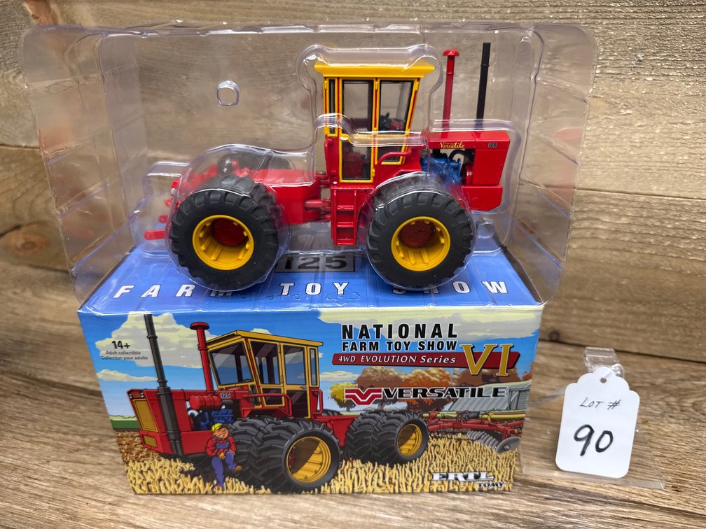 1:32 Versatile 125 4WD - 2023  NFTS