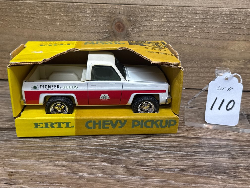 1:25 Pioneer Seeds Chevy Pickup