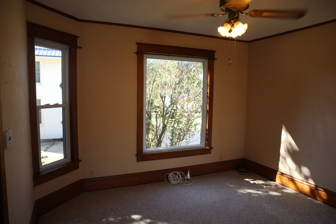 Image for 123 Rodney Avenue  Walnut, IL