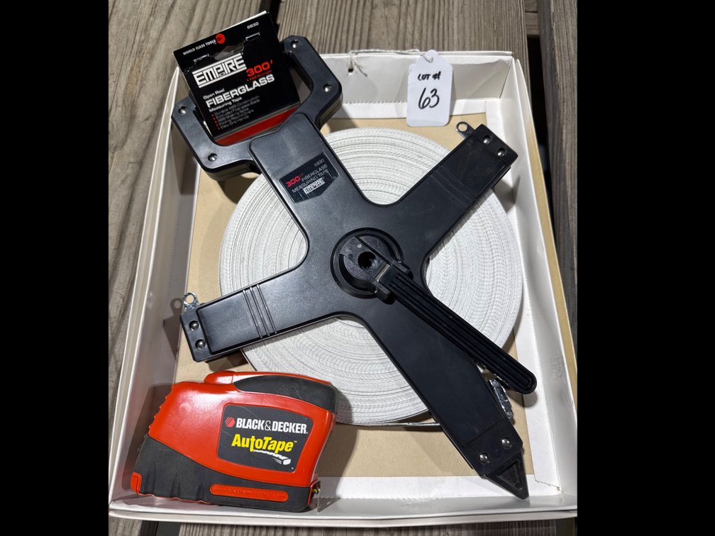 B & D AutoTape & 300’ Empire Fiberglass Tape