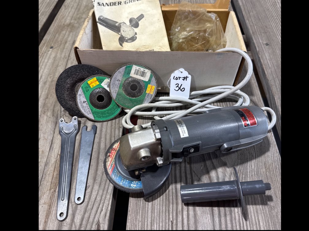 Skil 4 1/2” Disk Grinder
