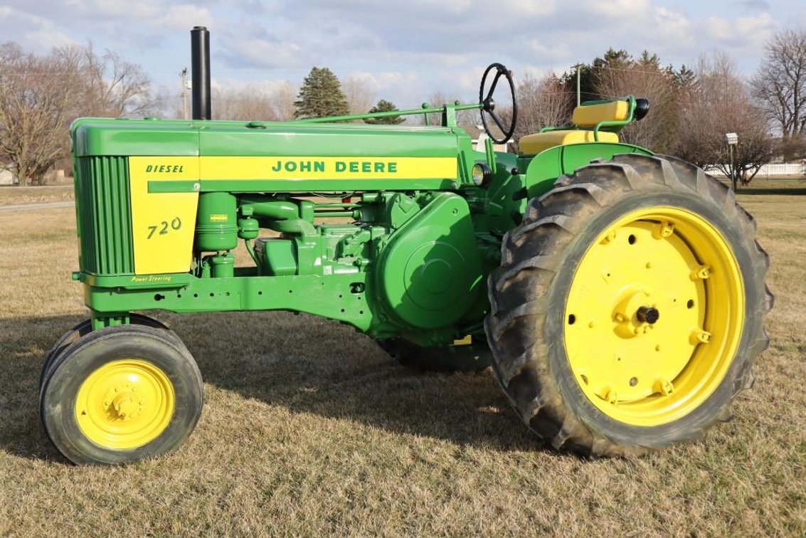 1957 John Deere 720 Diesel - Good Pony, Power Steering, Rockshaft, Fenders