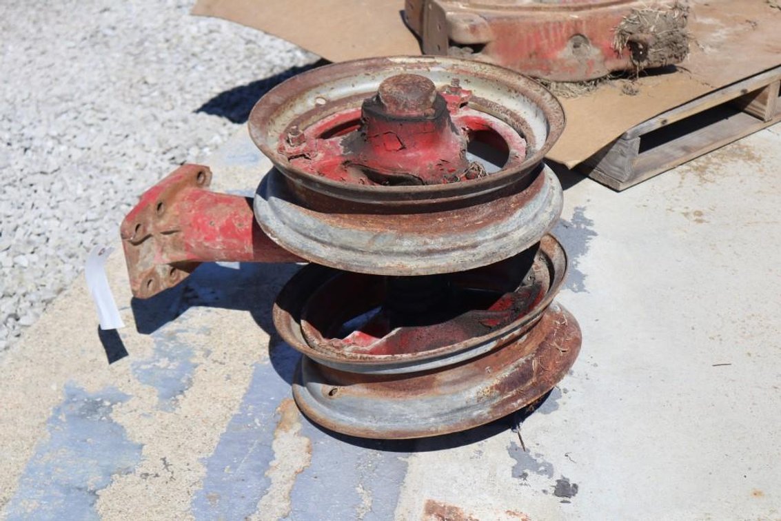 Early Farmall M Narrow Front w/ Rims