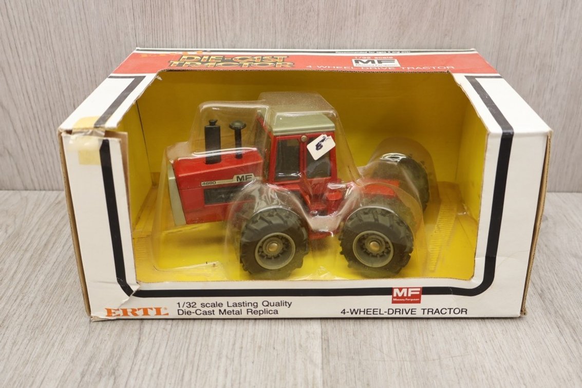Image for June Farm Toy and Memorabilia Auction