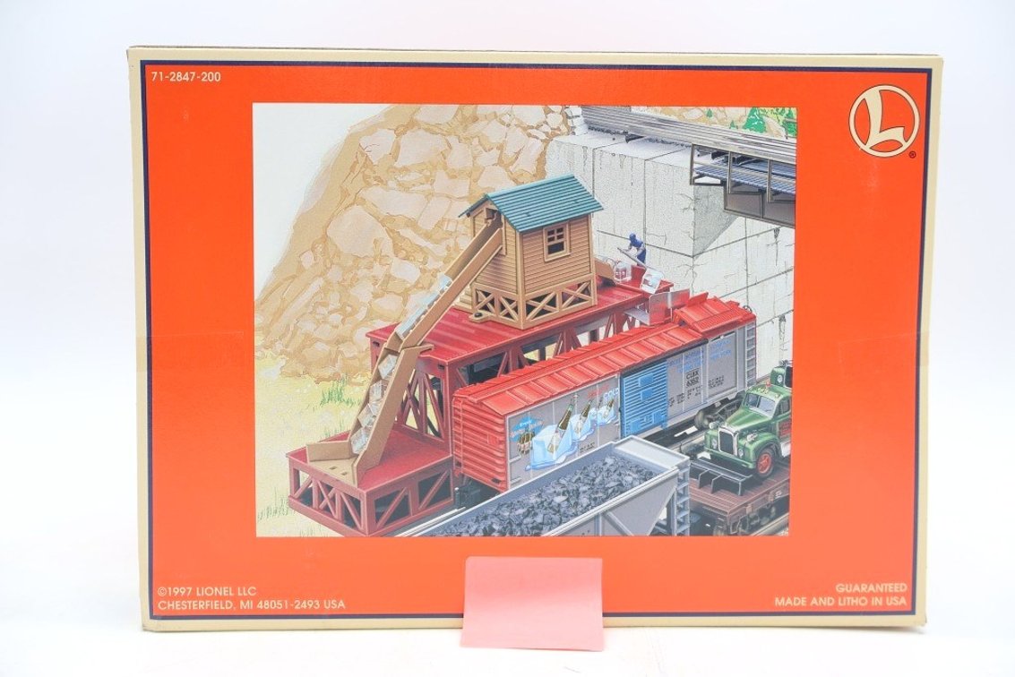 Lionel Animated Ice Depot