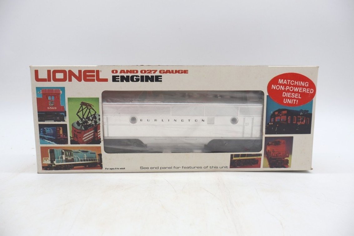 Lionel Chrome Burlington F-3B Non-Powered Engine