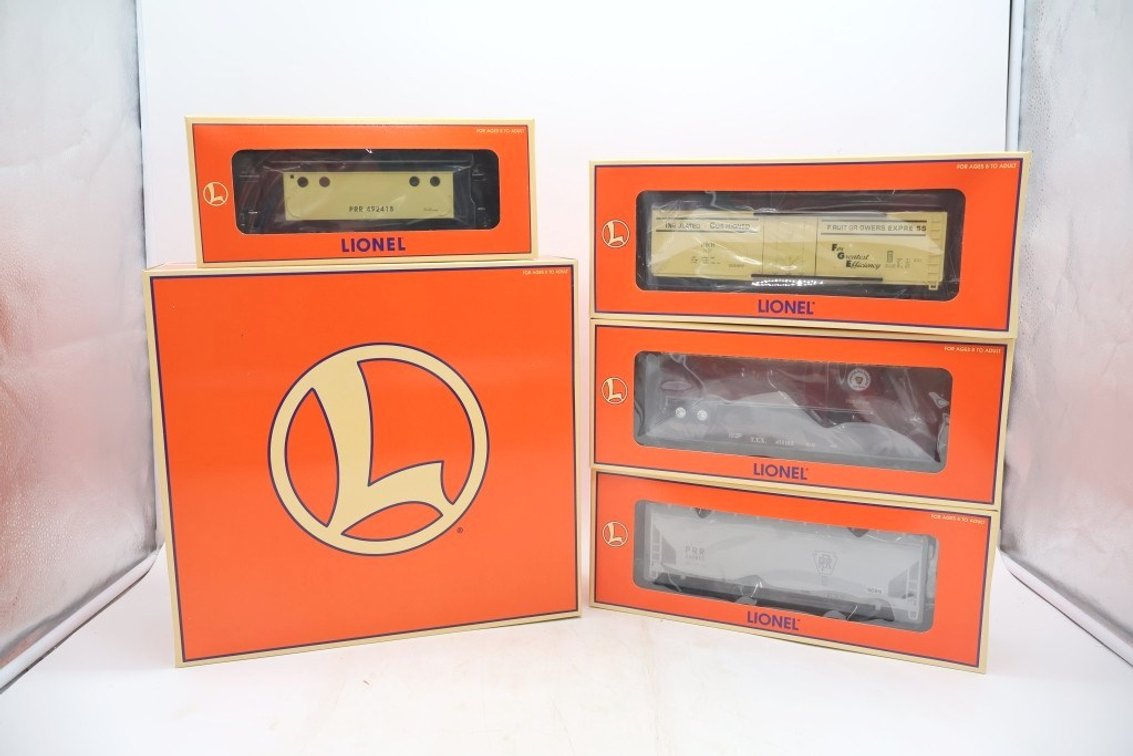 Lionel Pack of 4 Penn Rolling Stock Cars