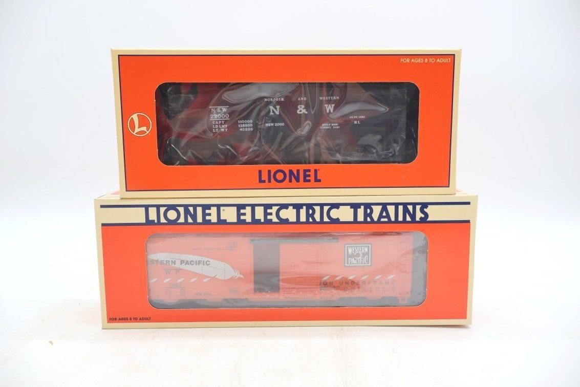 Lot of (2) Lionel Train Cars