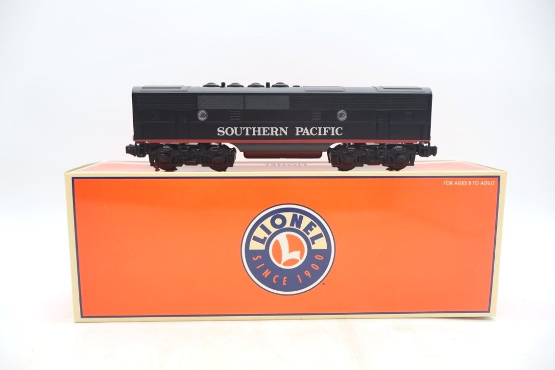 Lionel Southern Pacific F3 B R/S Engine