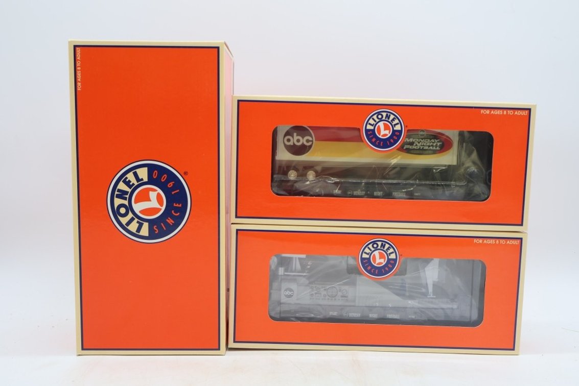 Lionel Monday Night Football 2-Pack Train Cars