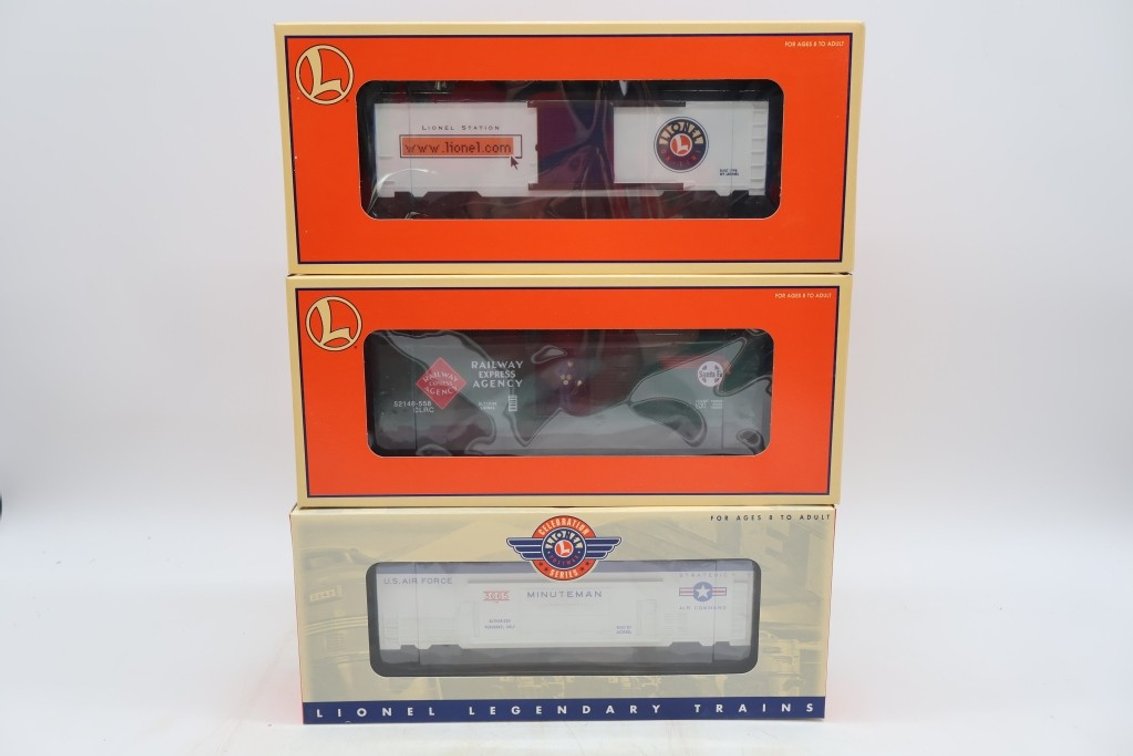 Lot of (3) Train Cars