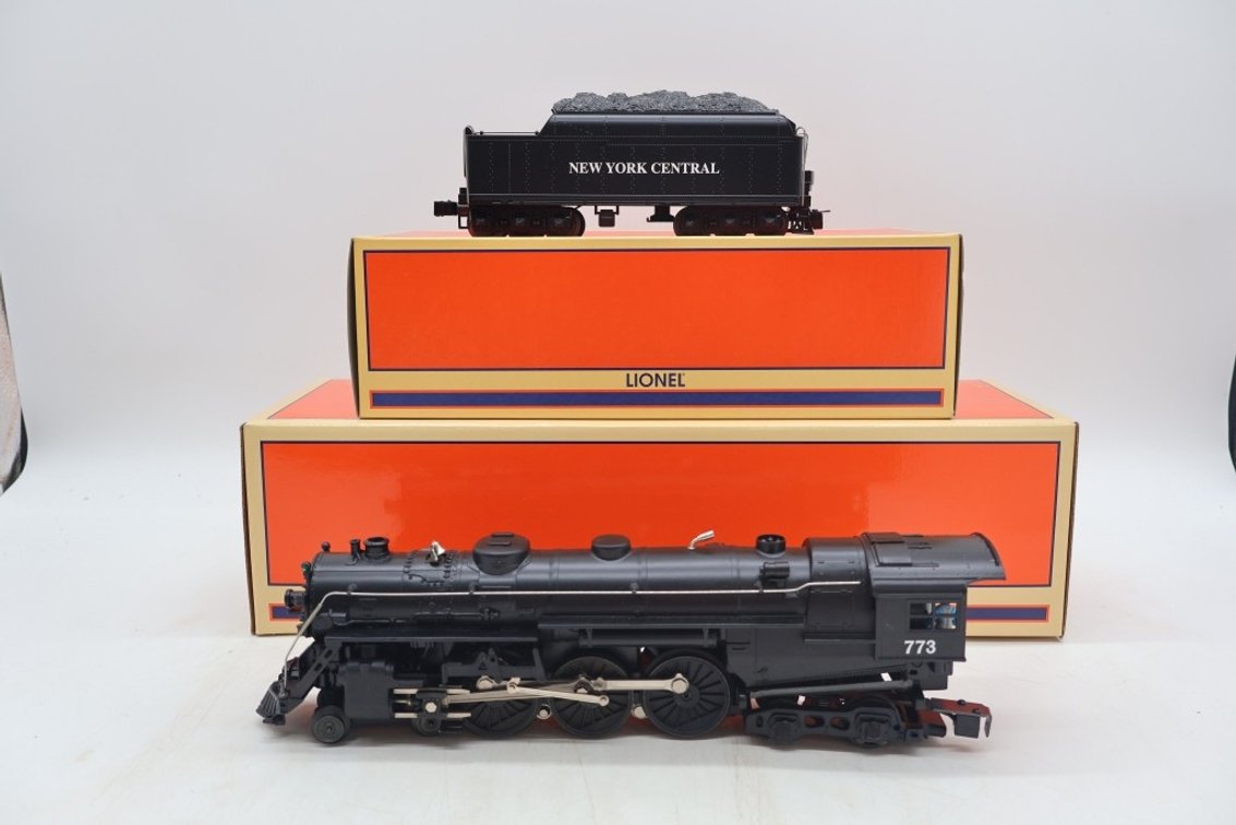 Lionel 773 Hudson Steam Locomotive and 773 Hudson Tender