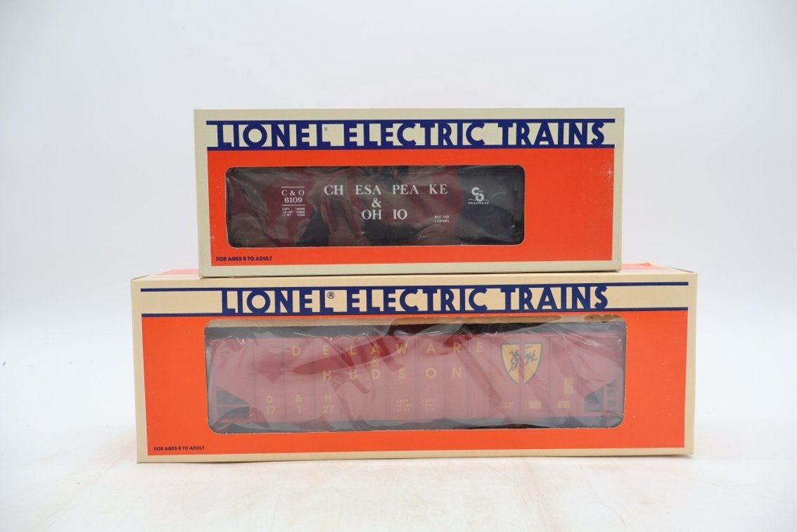 Lot of (2) Train Cars