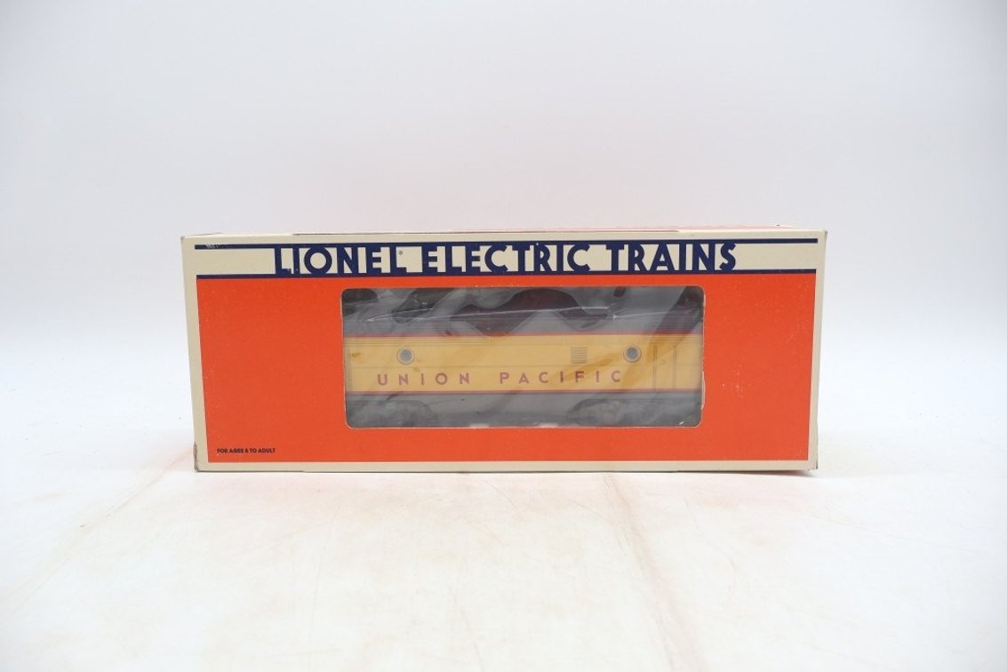 Lionel Union Pacific F3-B Dummy Unit