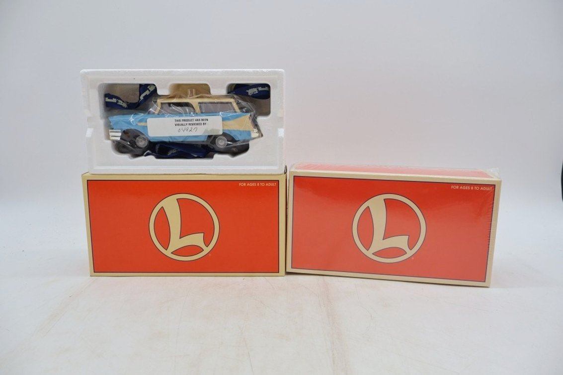 Lot of (2) Incl. Lionel Ore Car and Inspection Car