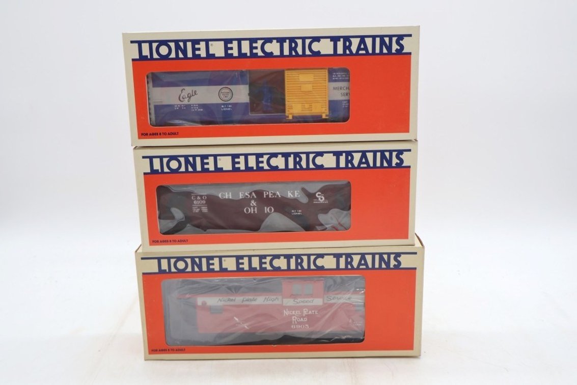 Lot of (3) Train Cars