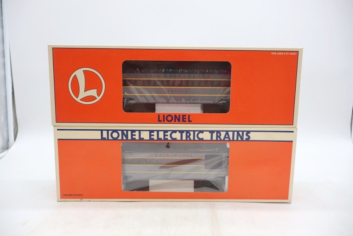 Lot of (2) Train Cars