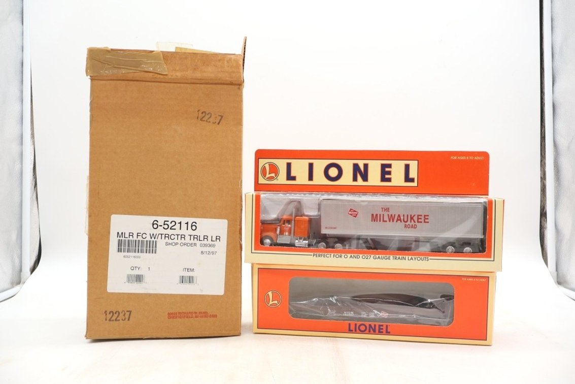 Lionel 50th Anniversary Railroad Club Car and Tractor Trailer Set