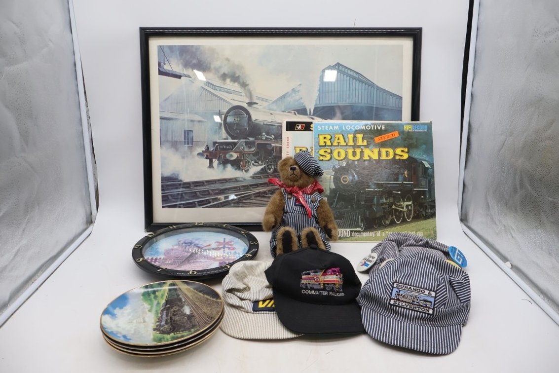 Lot with Train Picture, Clock and Assorted Collectables