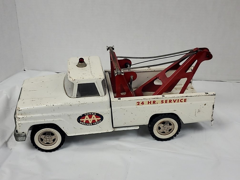 Tonka Wrecker Truck