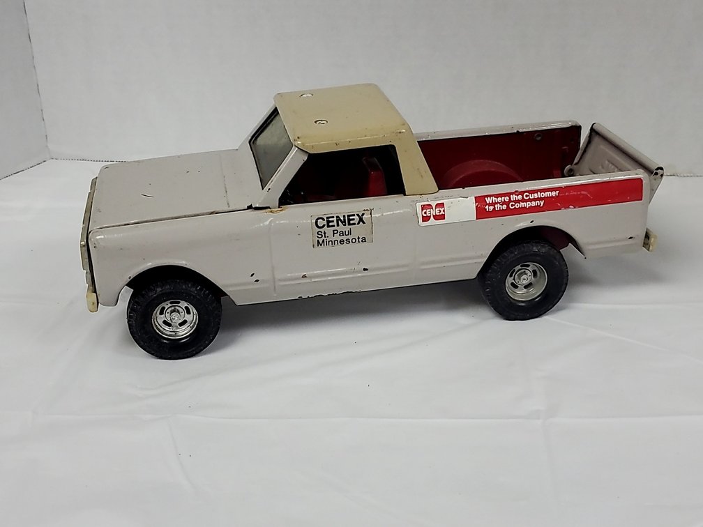 Ertl truck