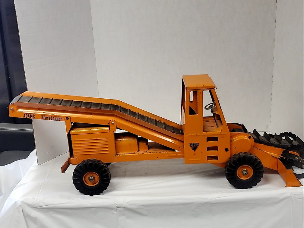 50's Nylint Pressed Steel "Adam's Traveloader" Sand Loader
