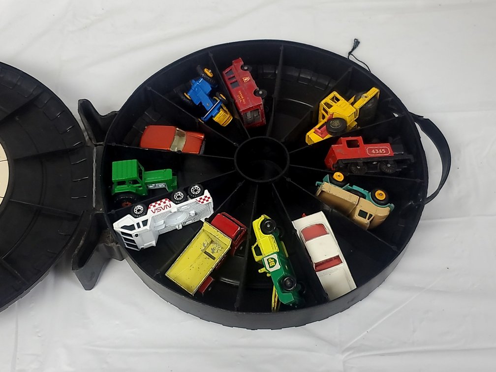 Rally Case Hot Wheels 