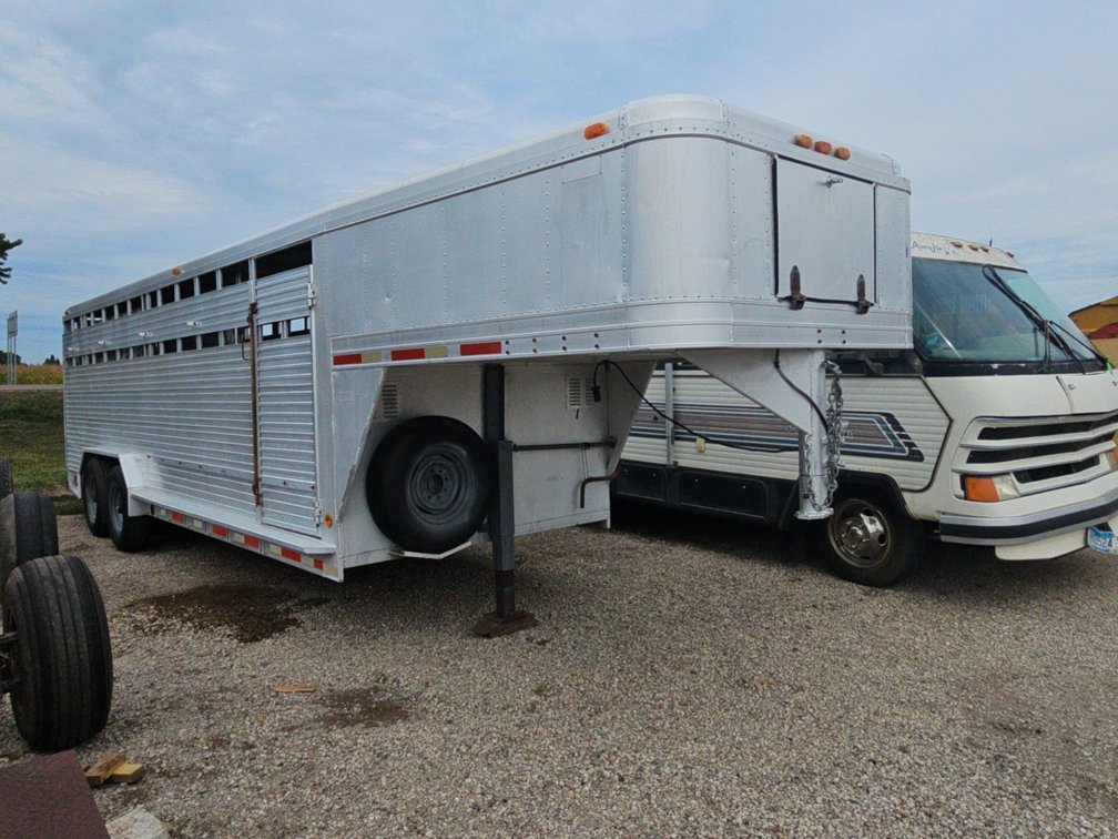 1980 Featherlite 7'x22' Trailer
