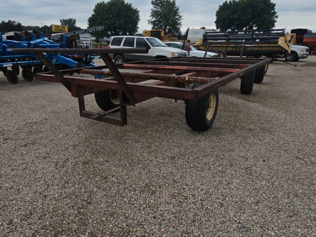 Bale trailer