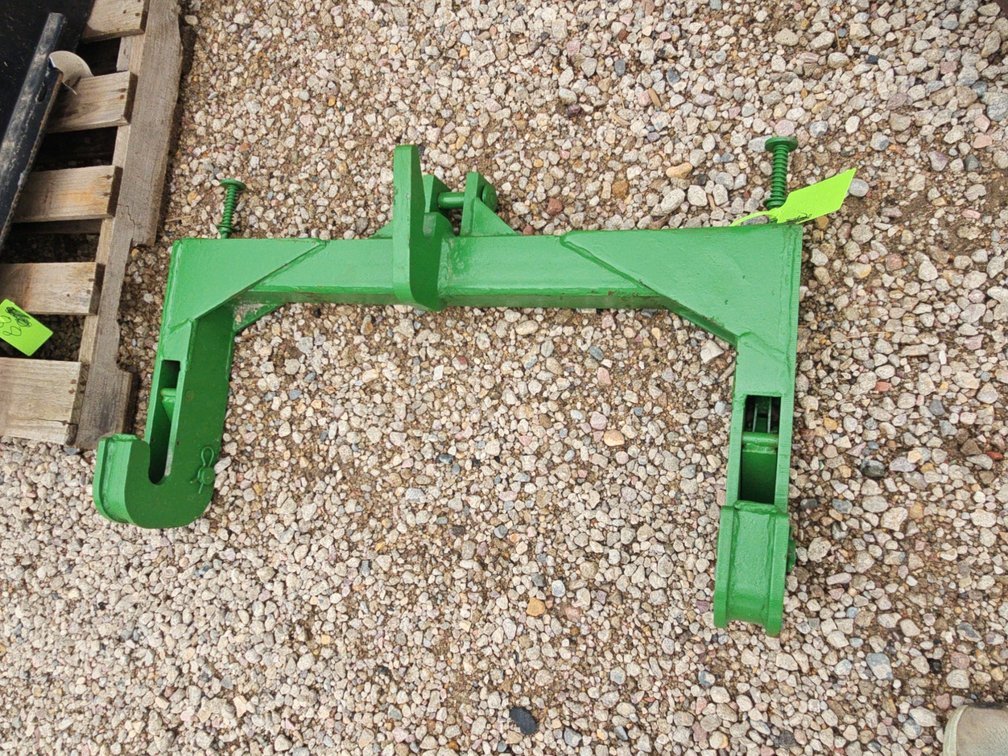 John Deere quick  hitch