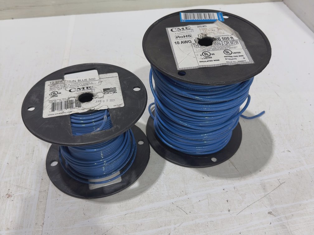 2 Bundles Wire