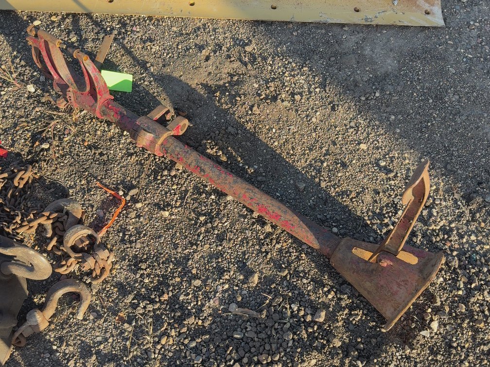 1 point fast hitch leveling lift arm assembly
