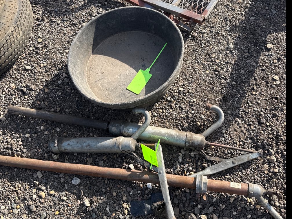 3 Pumps  & 2 feeders