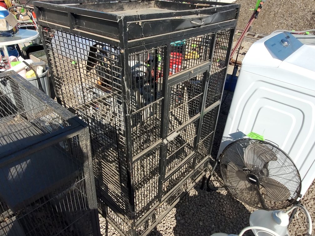 2 bird cages