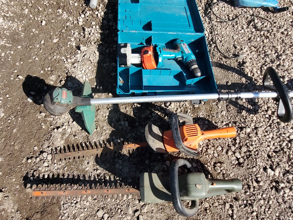 2 electrical trimmers, weed wacker, drill