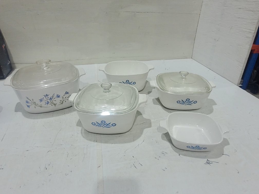 Corning ware dishes - 8 pcs.